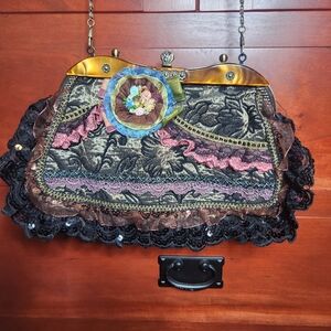 Vintage-Inspired Black Gold Pink Green Women's Bag With Antique Chain And Clasp